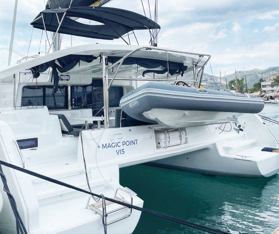 Photo #1 - Lagoon 46 - 4 + 2 cab. (Magic Point) en Komolac, ACI Marina - 34376