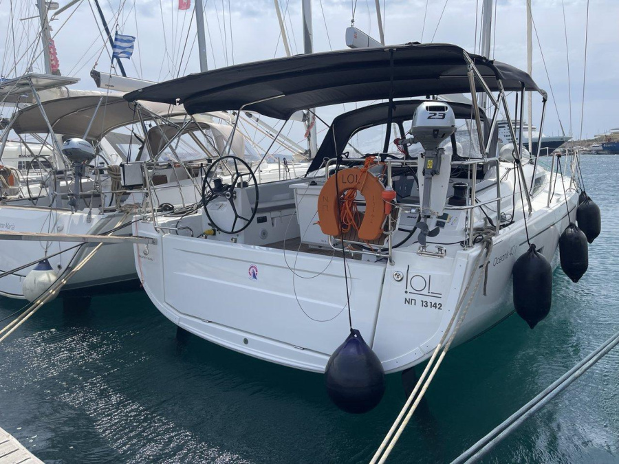 Photo #1 - Oceanis 40.1 (LOL) en main port - 34539