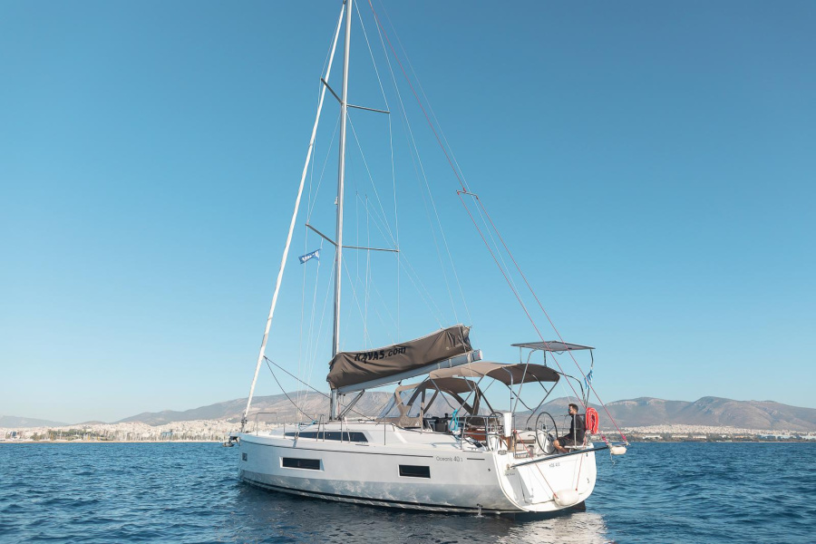 Photo #1 - Oceanis 40.1 (Kos 40.9) en Athens, Alimos marina - 34646