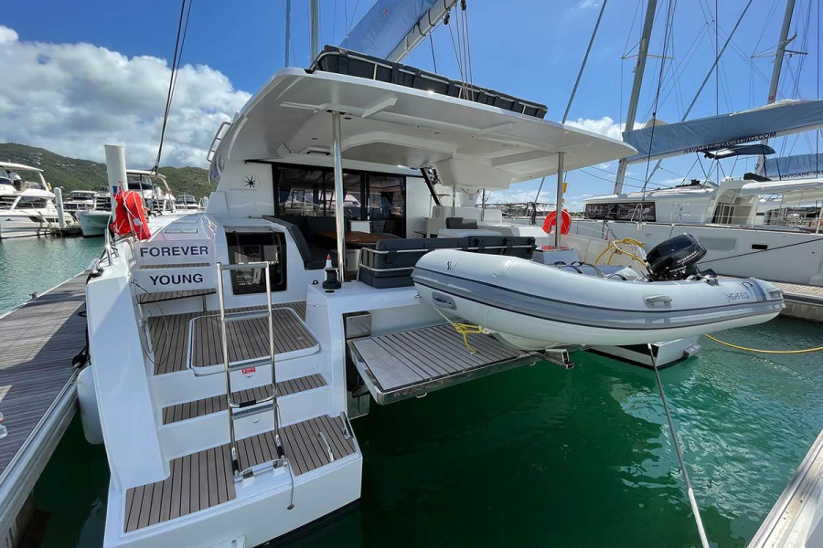 Photo #1 - Fountaine Pajot Tanna 47 - 5 + 1 cab. (Knotty Cat (Forever Young)) en Resort & Marina - 34692
