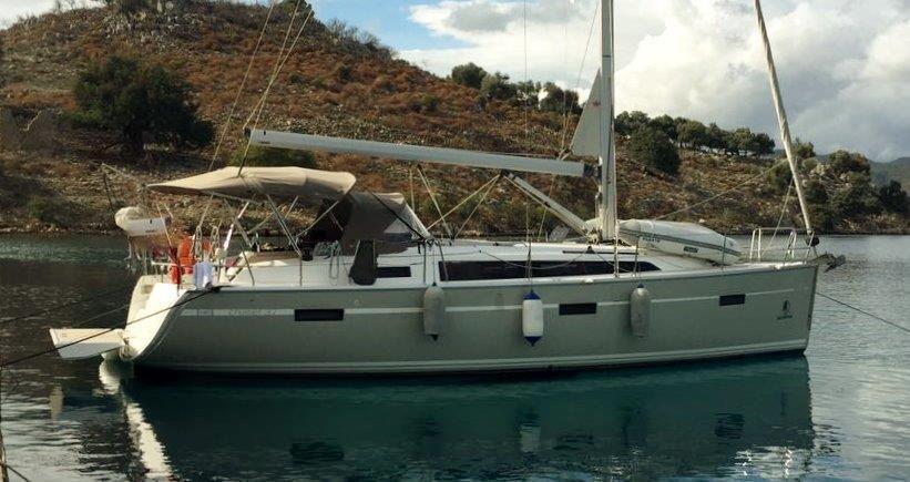 Photo #1 - Bavaria Cruiser 37 - 3 cab. (Almira) en Ece Saray Marina Resort - 34806