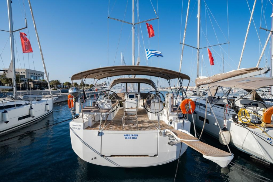 Photo #1 - Jeanneau 54 - 5 + 1 cab. (Nobilis One) en Rhodes New Marina - 34829