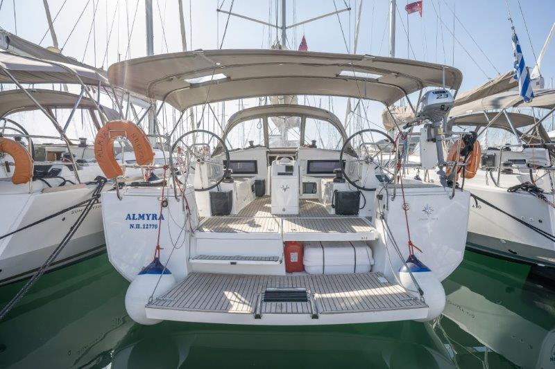 Photo #1 - Sun Odyssey 440 - 4 cab. (Almyra 440) en Piso Livadi Port - 34857