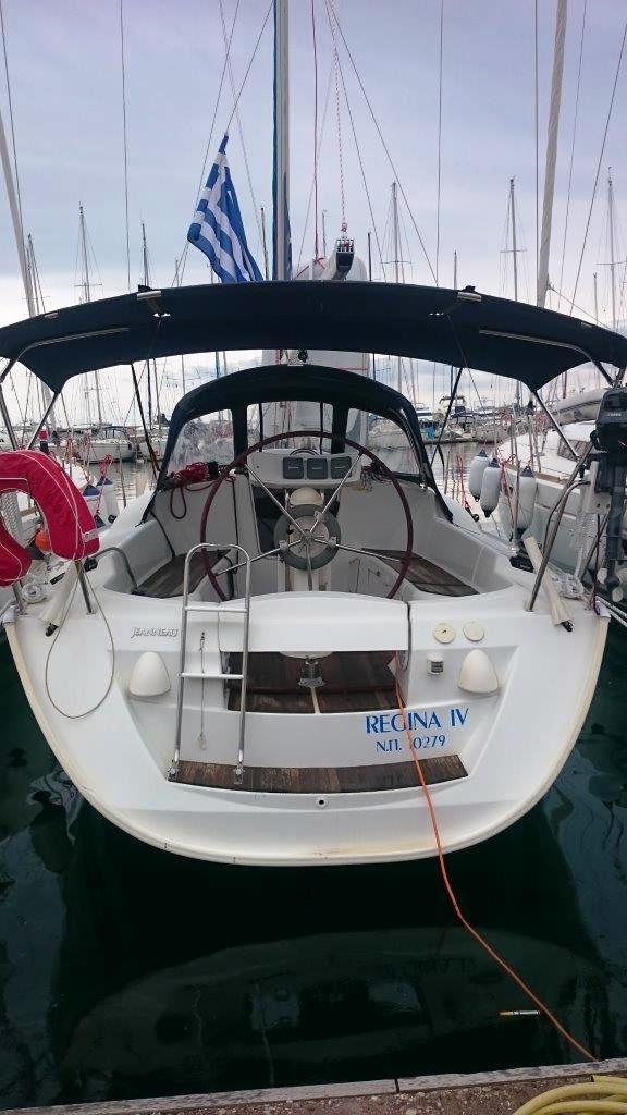 Photo #1 - Sun Odyssey 32i (Regina IV) en main port - 34905