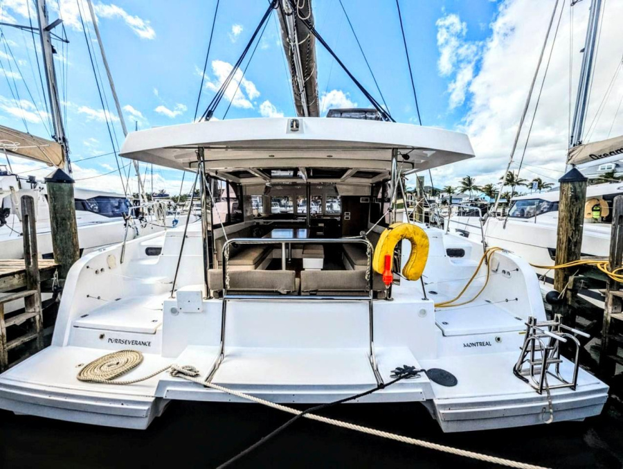 Photo #1 - Bali Catspace OW (PÜRRSEVERANCE) en Palm Cay Marina - 35014