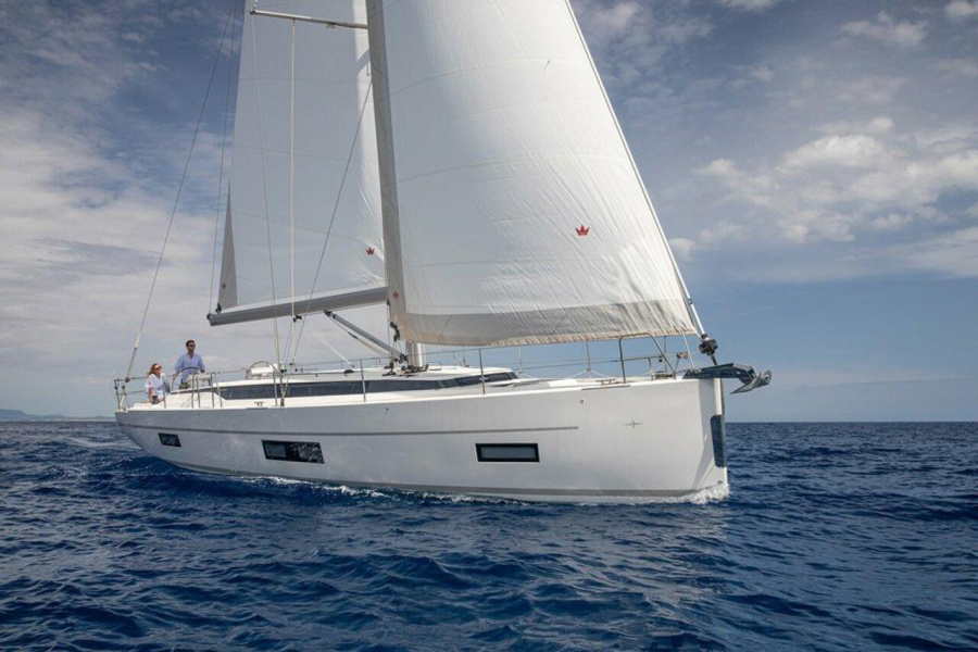 Photo #1 - Bavaria C45 Style (Aria) en Marina Tehnomont Veruda - 35493