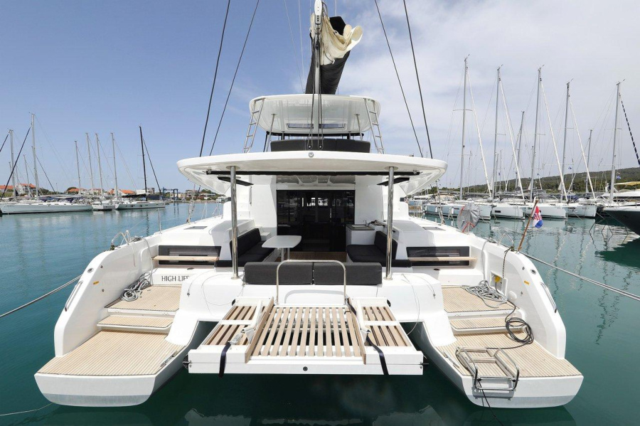 Photo #1 - Lagoon 50 - 6 + 1 cab. (High Life) en D-Marin Dalmacija Marina - 35500