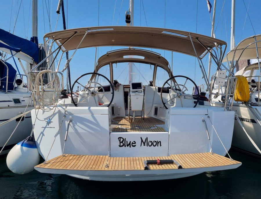Photo #1 - Sun Odyssey 449 (Blue Moon) en ACI Marina - 35520