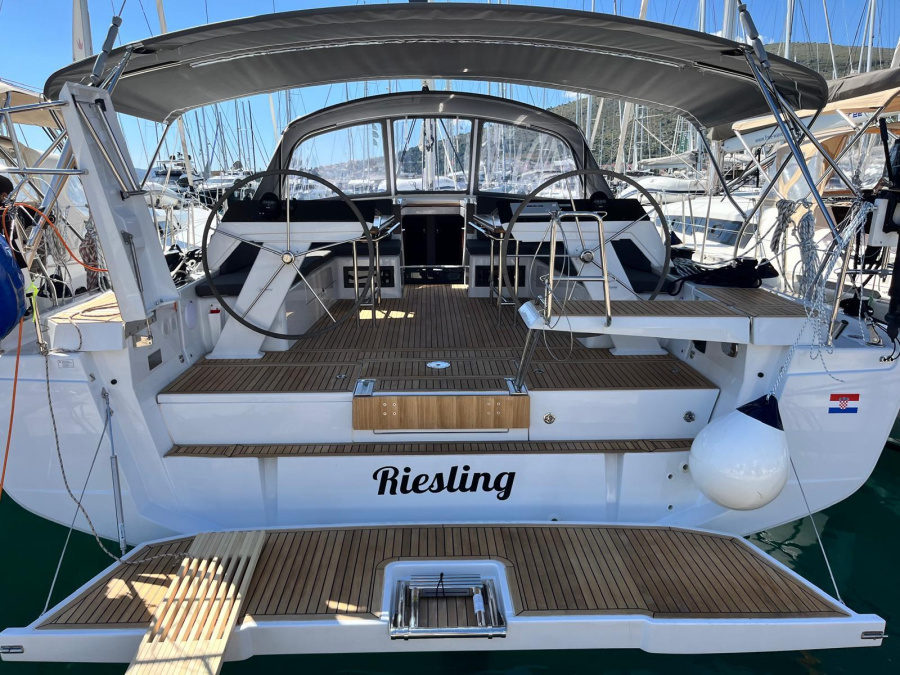Photo #1 - Hanse 460 (Riesling) en Yachtclub Seget (Marina Baotić) - 35545