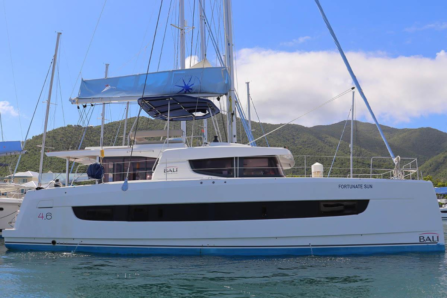 Photo #1 - Bali 4.6 - 5 + 1 cab. (Fortunate Sun) en Resort & Marina - 35575