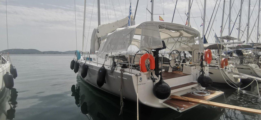 Photo #1 - Oceanis 51.1 (Living in sea) en Corfu, Gouvia Marina - 35752