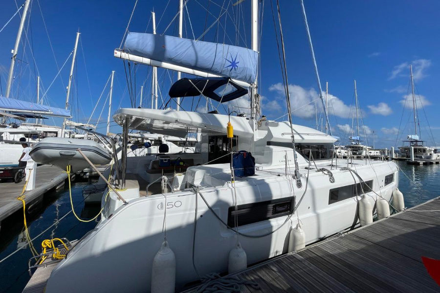 Photo #1 - Lagoon 50 - 6 + 2 cab. (Skye) en Resort & Marina - 36028