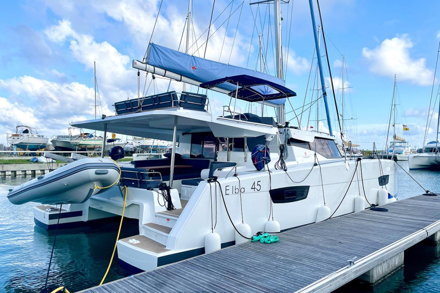 Photo #1 - Fountaine Pajot Elba 45 - 4 + 1 cab. (Spindrift) en Resort & Marina - 36034