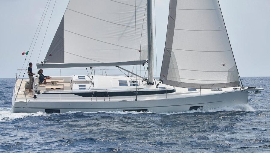 Photo #1 - Bavaria C50 Style - 4 + 1 cab. (Naltoya) en Marina Kornati - 36146