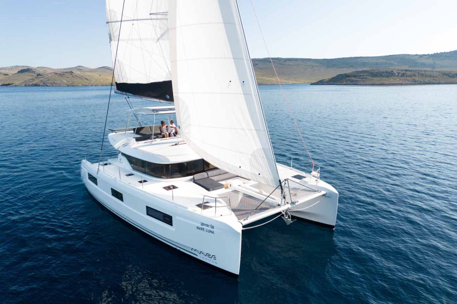 Photo #1 - Lagoon 46 - 4 + 2 cab. (Mare Luna) en Marina Mandalina - 36273