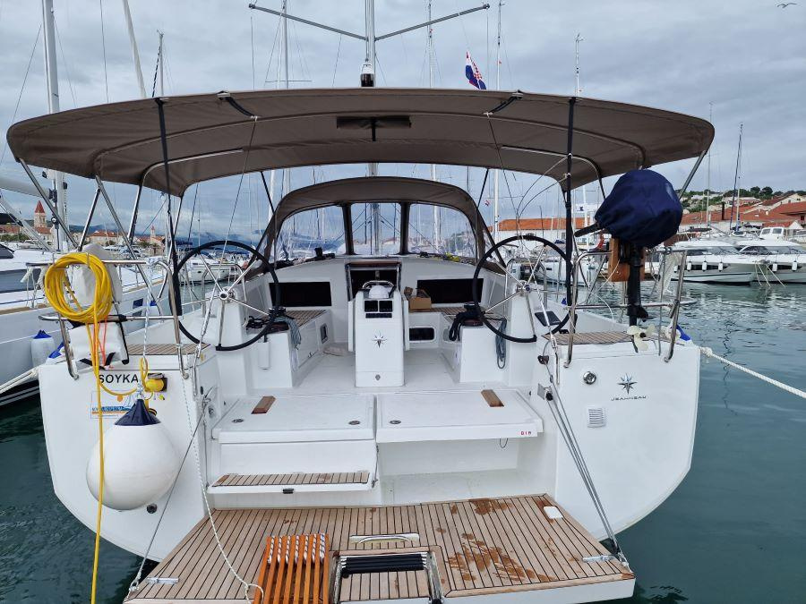 Photo #1 - Sun Odyssey 440 - 4 cab. (Soyka) en ACI Marina - 36286