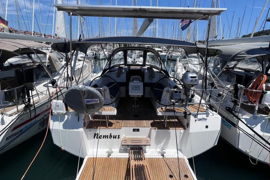 Photo #1 - Bavaria C38 (Nembus) en Marina Kornati - 36339