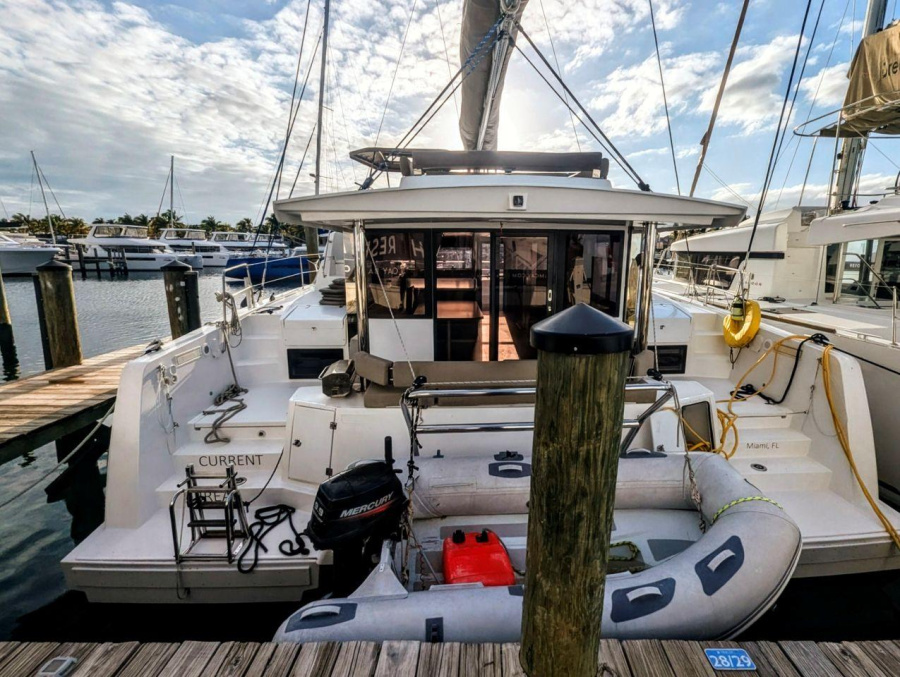 Photo #1 - Bali 4.4 - 4 + 2 cab. (CURRENT BREAK) en Palm Cay Marina - 36418