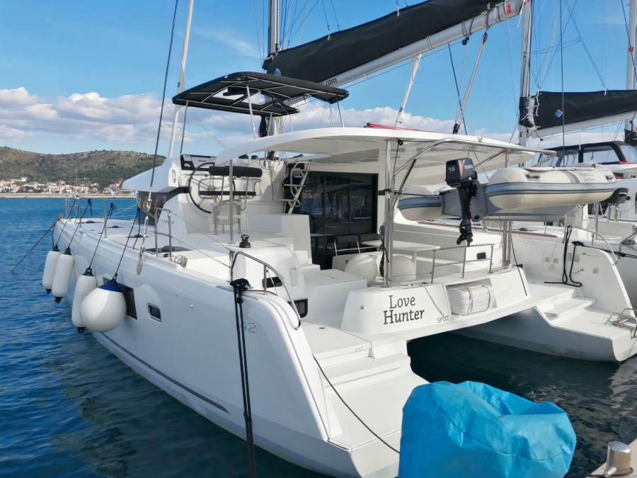 Photo #1 - Lagoon 42 - 4 + 2 cab. (Love Hunter) en Marina - 36522