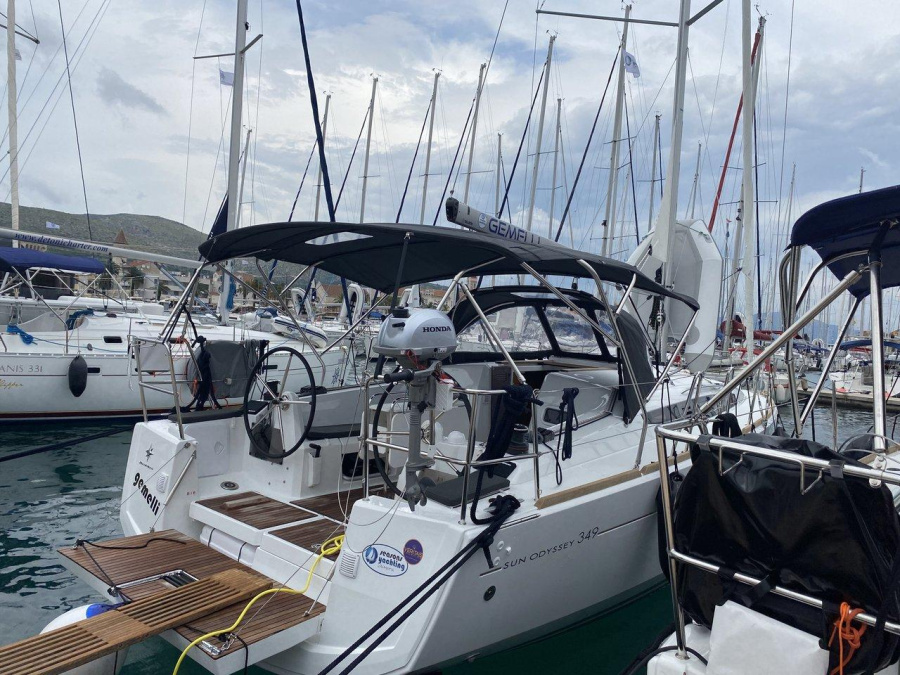 Photo #1 - Sun Odyssey 349 - 3 cab. (gemelli) en ACI Marina - 36552