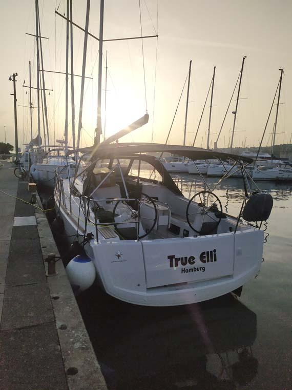 Photo #1 - Sun Odyssey 349 - 3 cab. (true elli) en ACI Marina - 36553