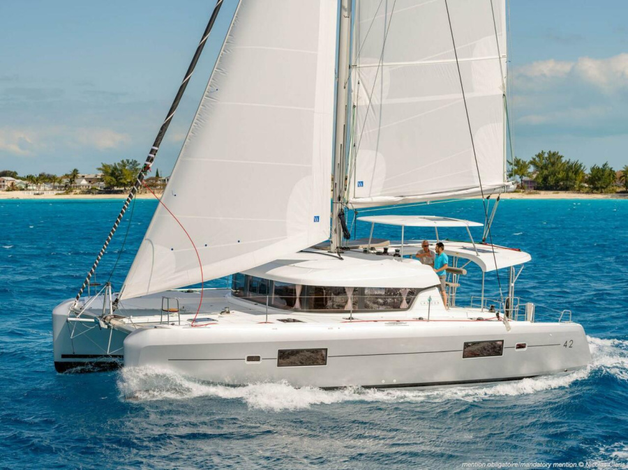 Photo #1 - Lagoon 42 - 3 + 1 cab. (Dream of Liberty) en Marina Kornati - 36570