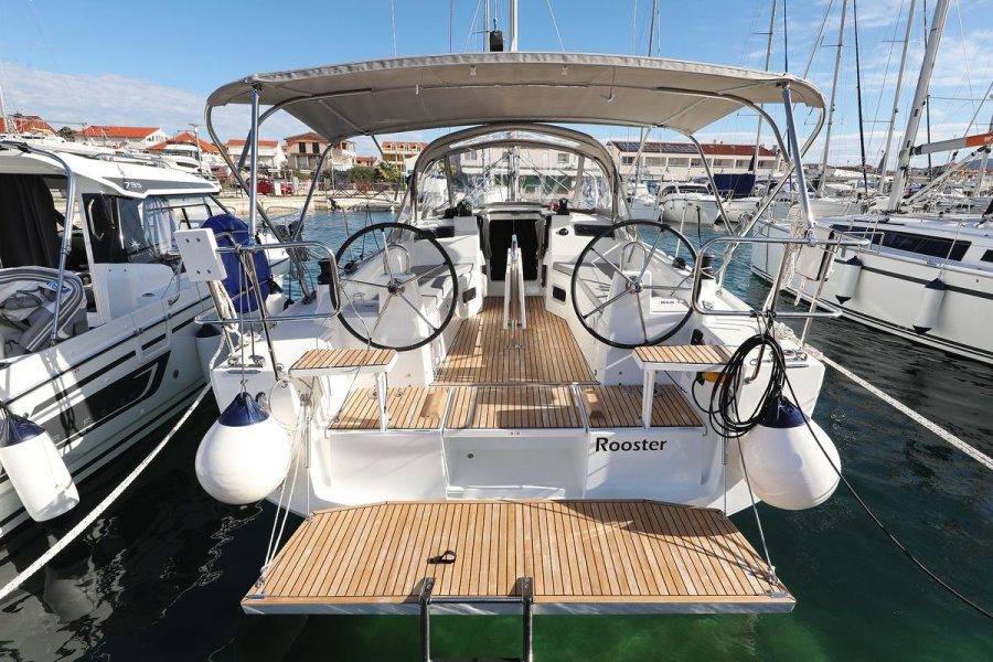 Photo #1 - Oceanis 34.1 - 3 cab. (Rooster) en Marina - 36700