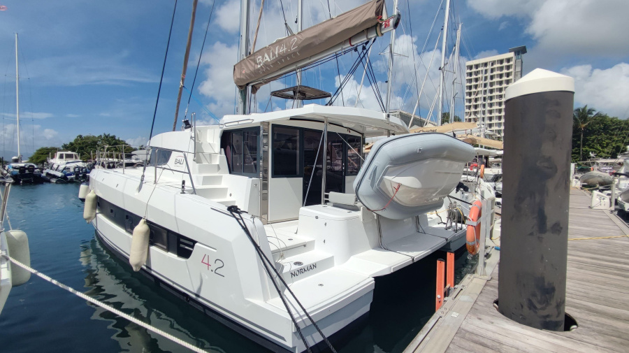 Photo #1 - Bali 4.2 - 4 + 2 cab. (Norman) en Guadeloupe, La Marina Bas du Fort - 36797
