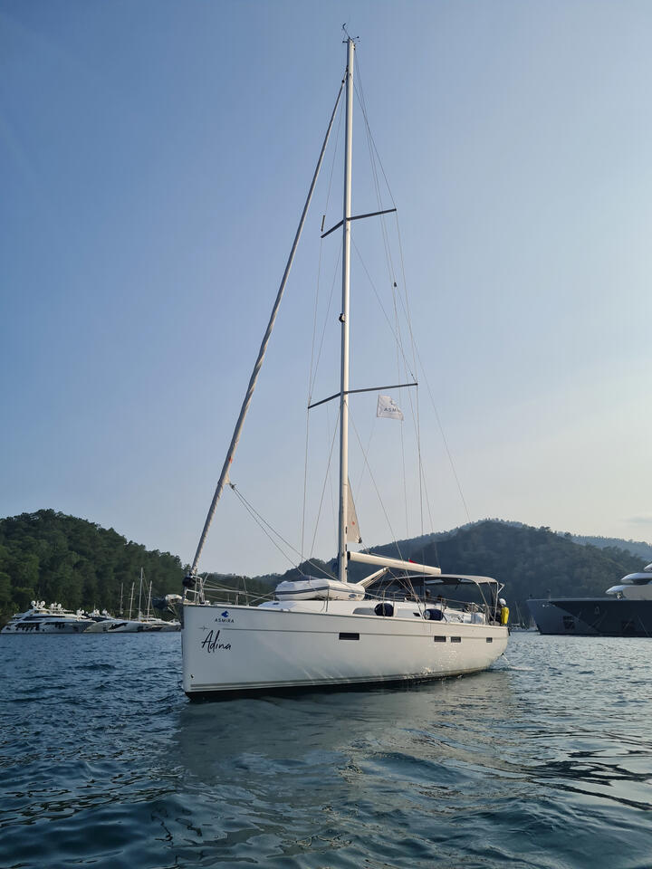 Adina - 2