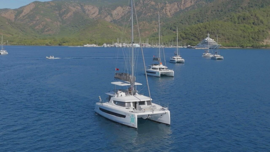 Photo #1 - Bali 4.8 - 5 + 1 cab (Ediba Virgo) en Albatros Marina - 36932