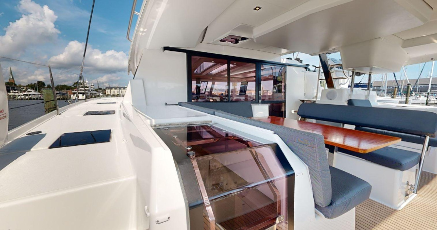 Photo #1 - Fountaine Pajot Tanna 47 - 5 cab. (Dragonfly) en Resort & Marina - 36998