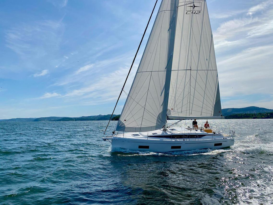 Photo #1 - Bavaria C42 (RUMBA) en Marina Kornati - 37389