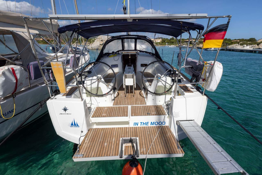 Photo #1 - Sun Odyssey 349 - 2 cab. (In The Mood) en Golfo Aranci Marina Dell’Isola - 37481