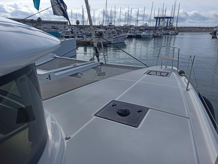 Photo #1 - Lagoon 46 - 4 + 1 cab. (Barone) en  - 37690