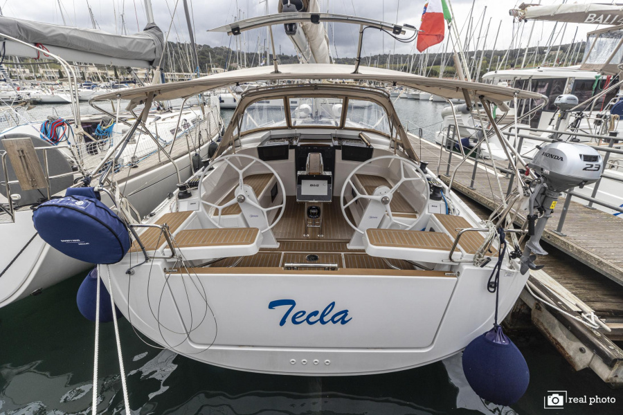 Tecla - 0