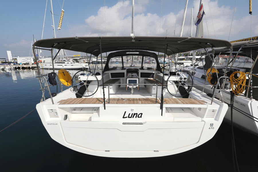 Photo #1 - Dufour 470 - 4 cab. (Luna) en Marina Šangulin - 37844