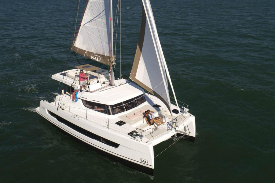 Photo #1 - Bali Catspace (Cosmo) en Seychelles, Eden Island Marina - 37981