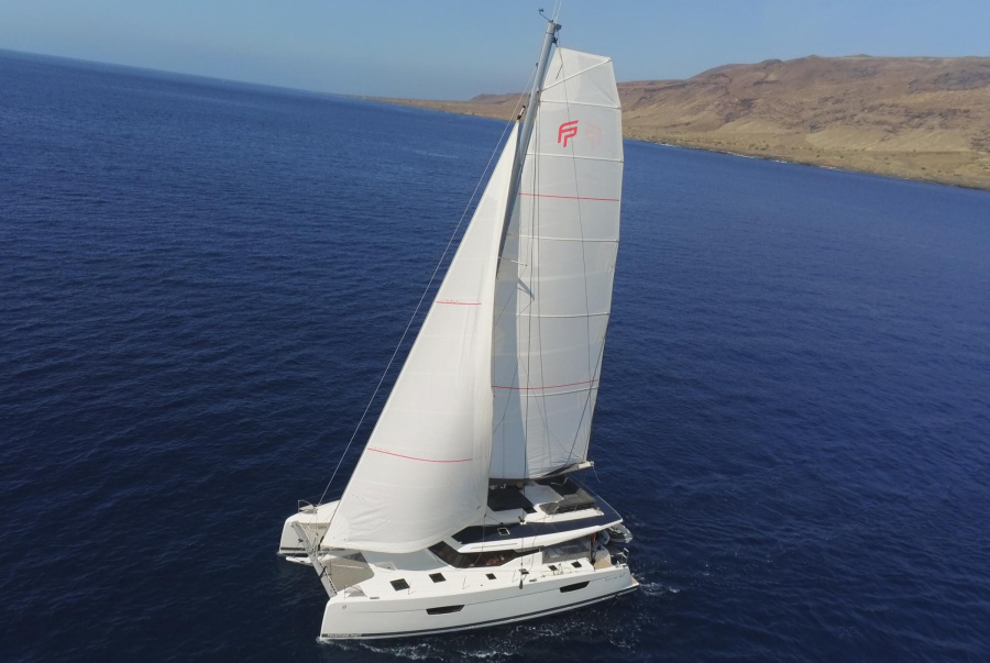 Photo #1 - Fountaine Pajot Tanna 47 - 5 + 1 cab. (Sirius) en Port de St. Mandrier sur Mer - 37995