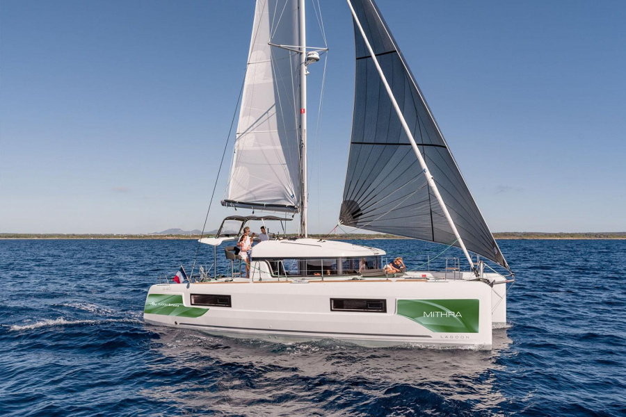 Photo #1 - Lagoon 40 - 4 + 1 cab. (Mithra) en Yacht Club Mai - 38136