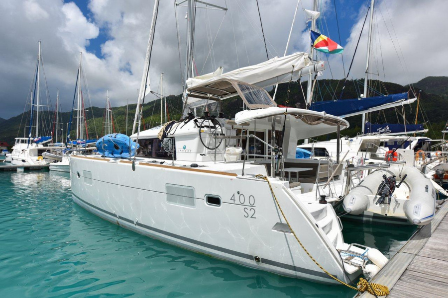 Photo #1 - Lagoon 400 S2 - 4 + 2 cab. (Emilio) en Thailand - 38231