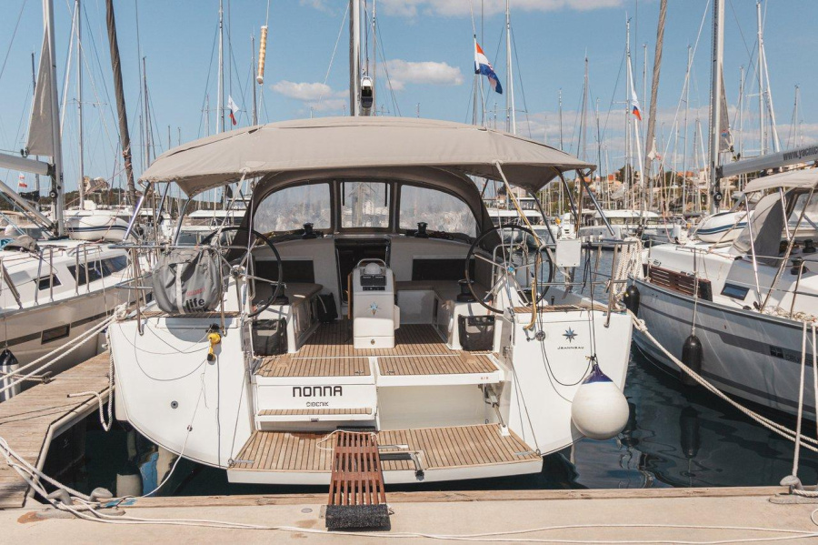 Photo #1 - Sun Odyssey 490 - 5 + 1 cab. (Nonna) en Marina Mandalina - 38376