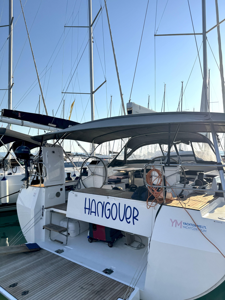 Photo #1 - Bavaria C50 Holiday - 5 cab. (Hangover) en Marina - 38393