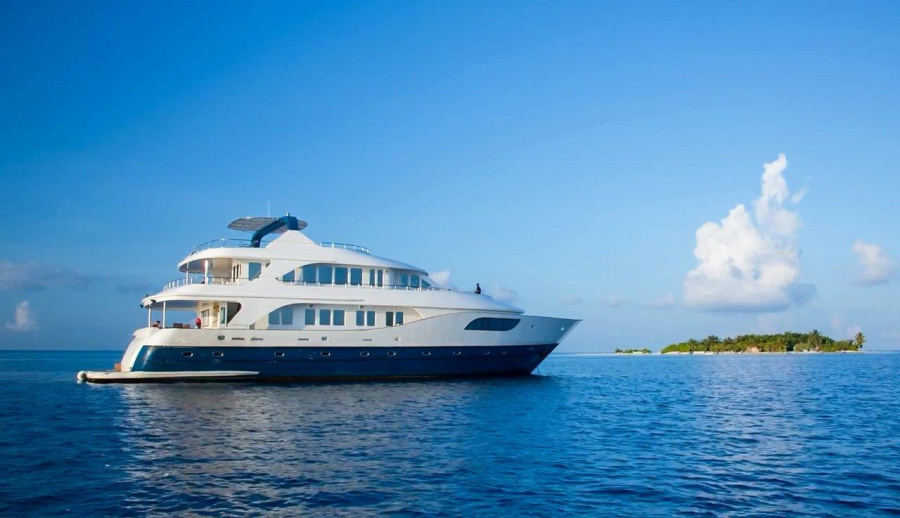 Photo #1 - MY Honors Legacy (Honors Legacy) en Maldives - 38554