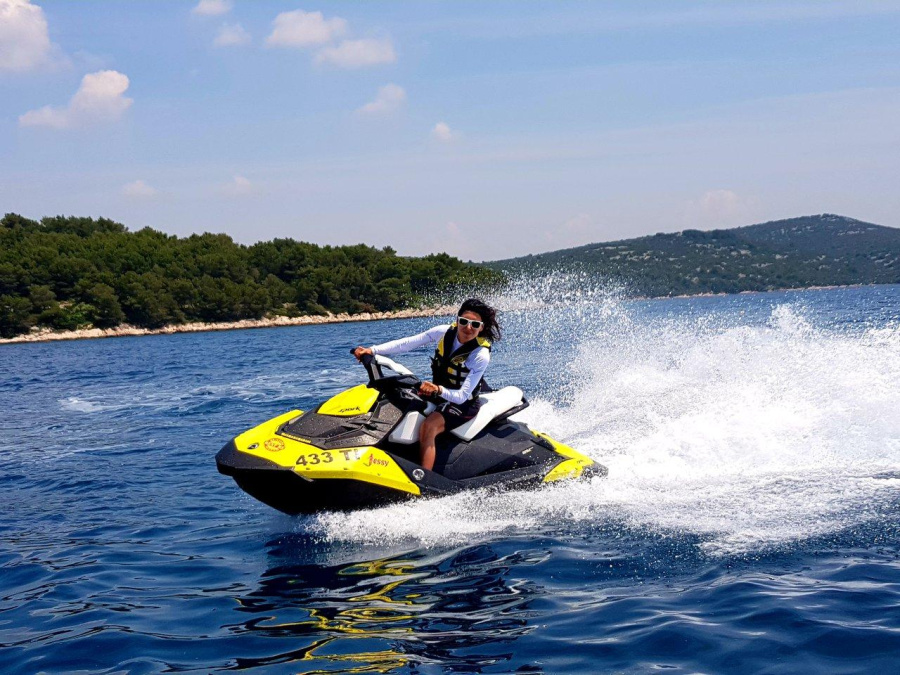 Photo #1 - SEA DOO SPARK 90HP (Lucky) en ACI Marina Jezera - 38696