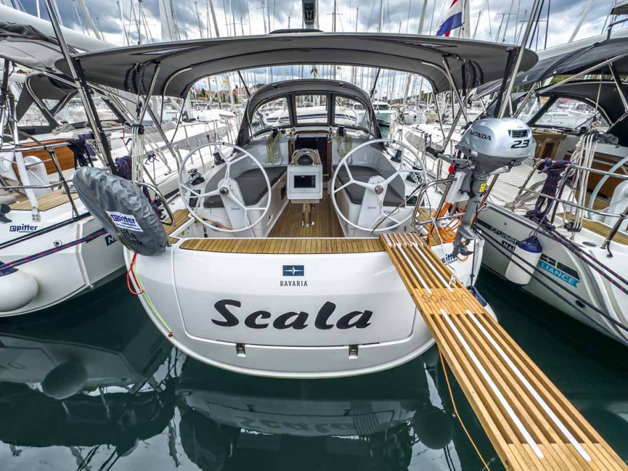 Photo #1 - Bavaria Cruiser 37 - 3 cab. (Scala) en Marina Tehnomont Veruda - 38770