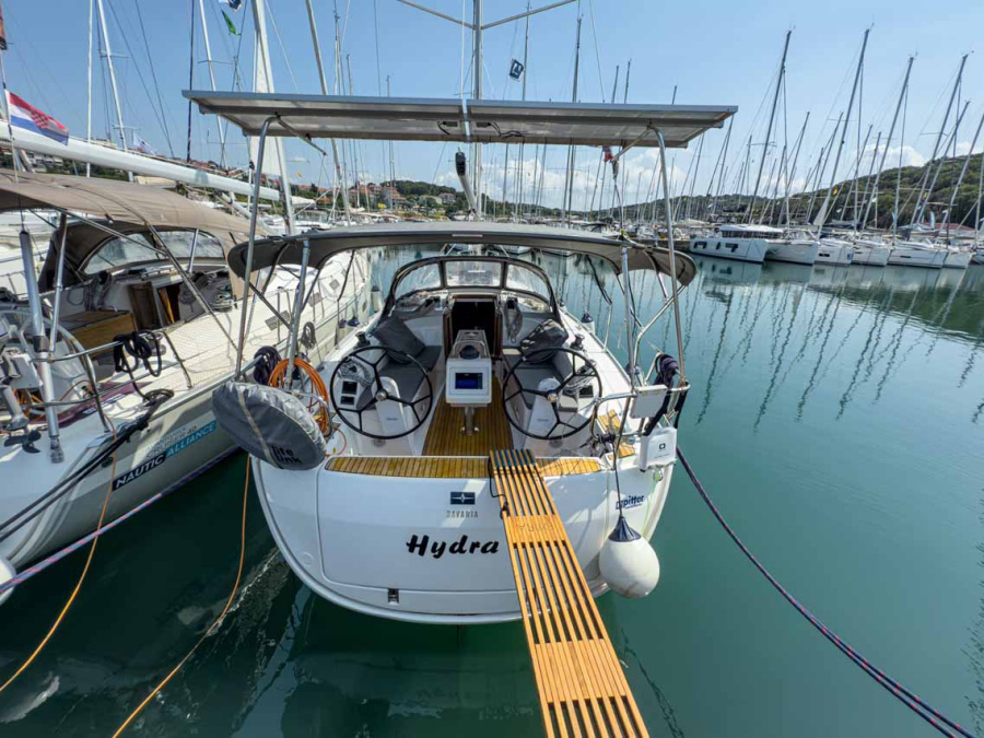 Photo #1 - Bavaria Cruiser 34 - 2 cab. (Hydra) en Marina Tehnomont Veruda - 38772