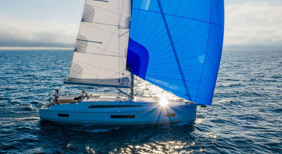 Photo #1 - Oceanis 40.1 (KONSTANTINOS IV) en Lefkas, D-Marin - 38815