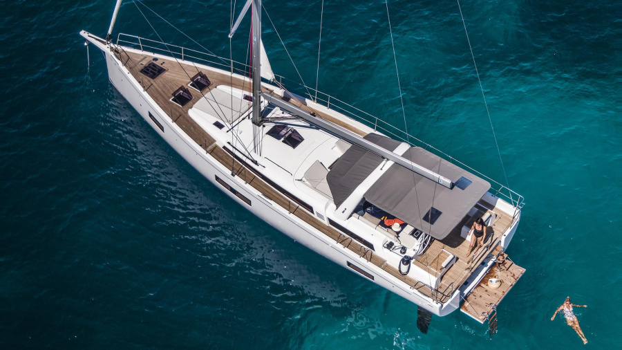 Photo #1 - Oceanis Yacht 54 (White Bird) en Marina Frapa - 38937