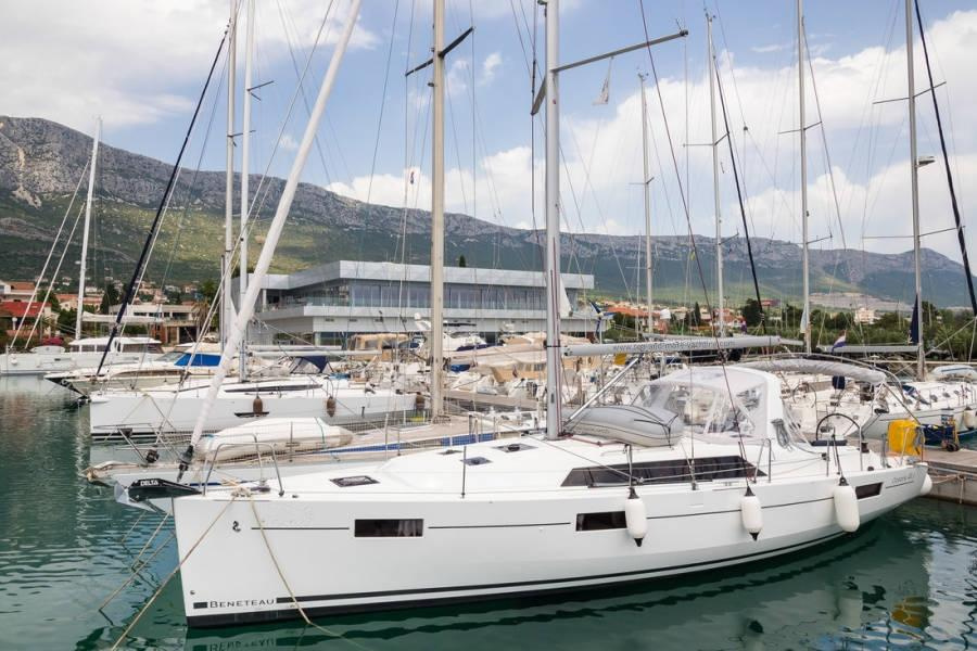 Photo #1 - Oceanis 41.1 (First) en Marina Frapa - 38938