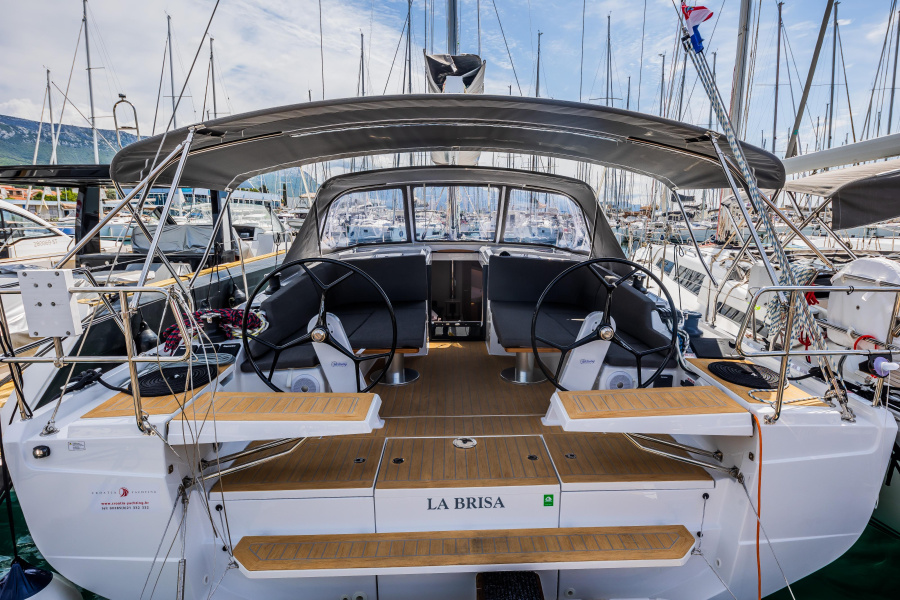 La Brisa - 2